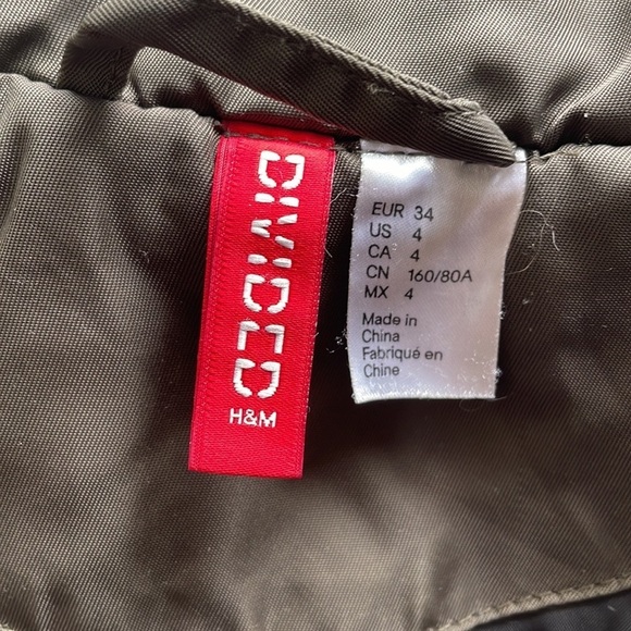 DIVIDED by H&M women’s olive drawstring waist jacket in size 4 - Picture 10 of 12